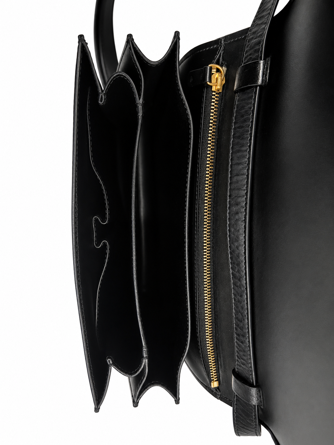 Celine Classic Box bag in Black colour with gold-tone hardware